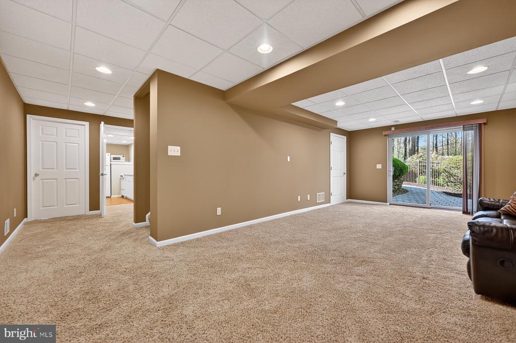 3509 MARTHAS VINEYARD WAY