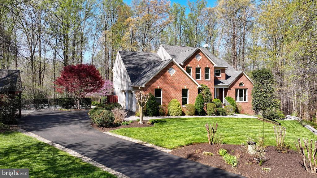 3509 MARTHAS VINEYARD WAY