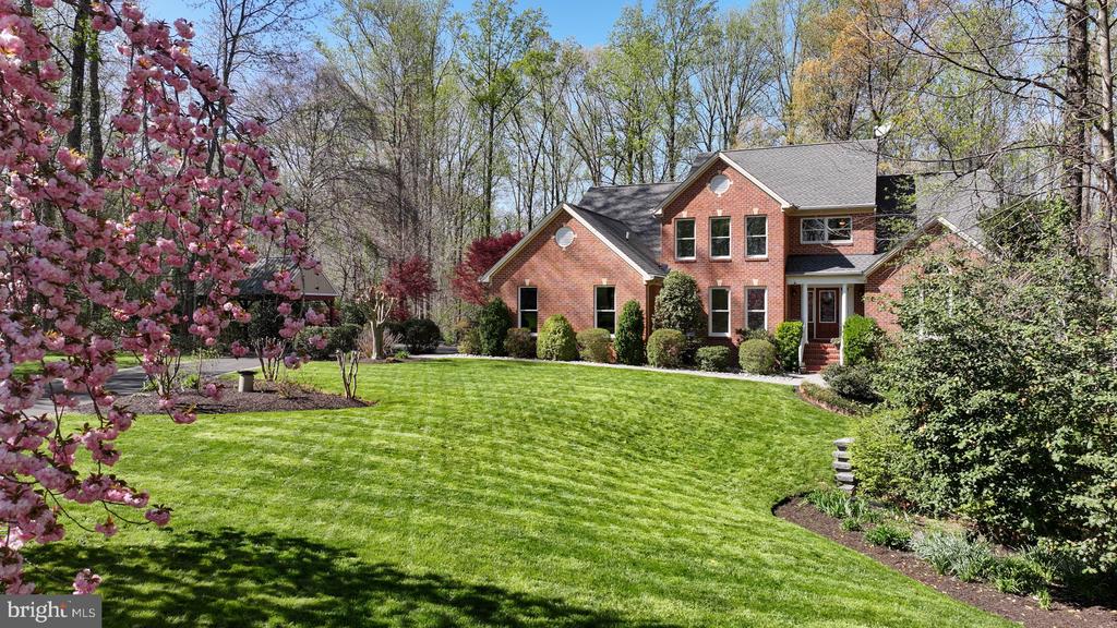 3509 MARTHAS VINEYARD WAY