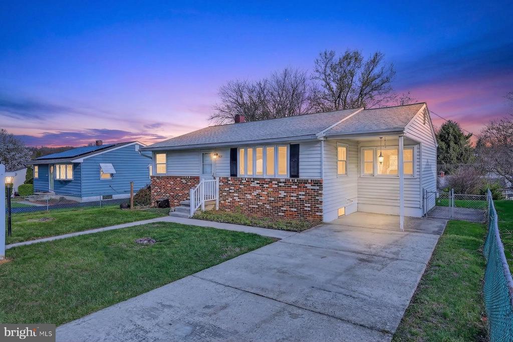 804 BENTWILLOW DRIVE