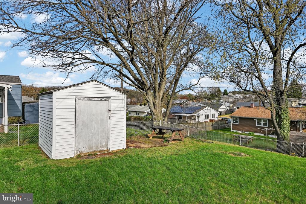 804 BENTWILLOW DRIVE