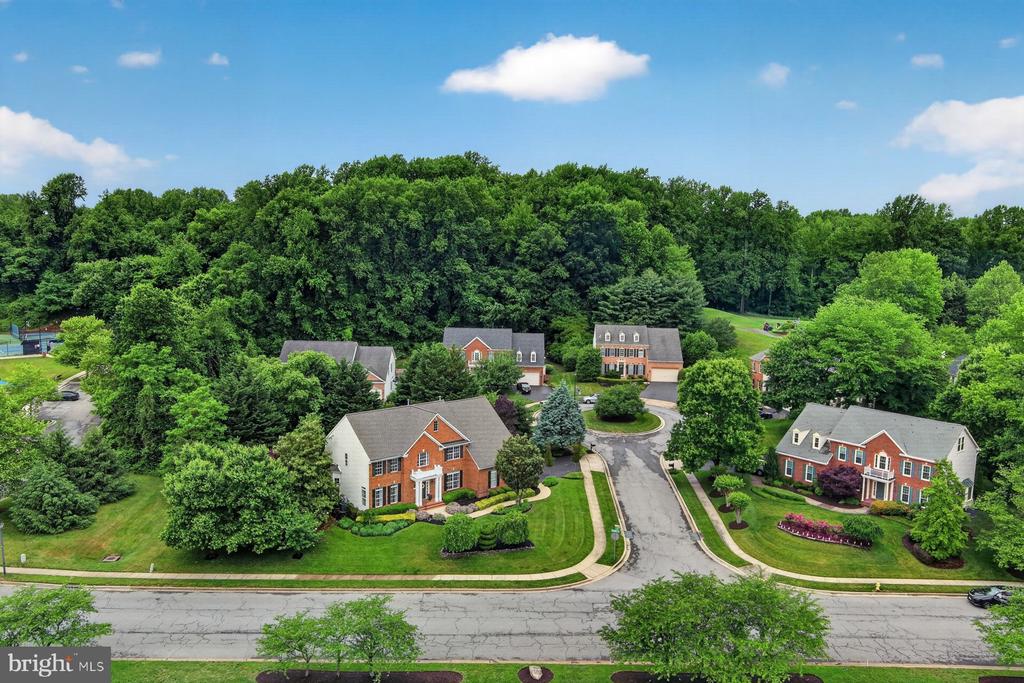 9 SEWALL COURT