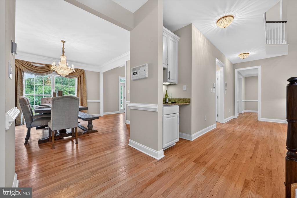9 SEWALL COURT