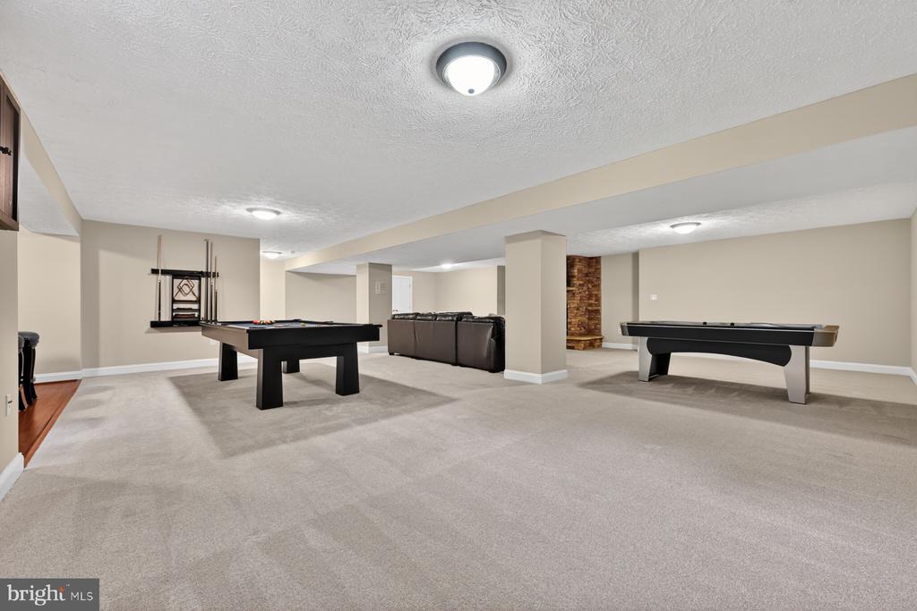 9 SEWALL COURT