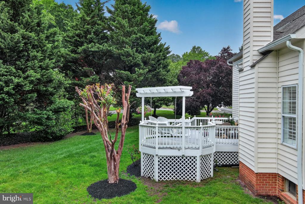 9 SEWALL COURT