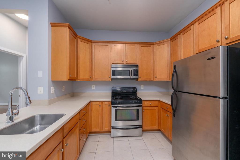 1500 THAMES STREET Unit: 202