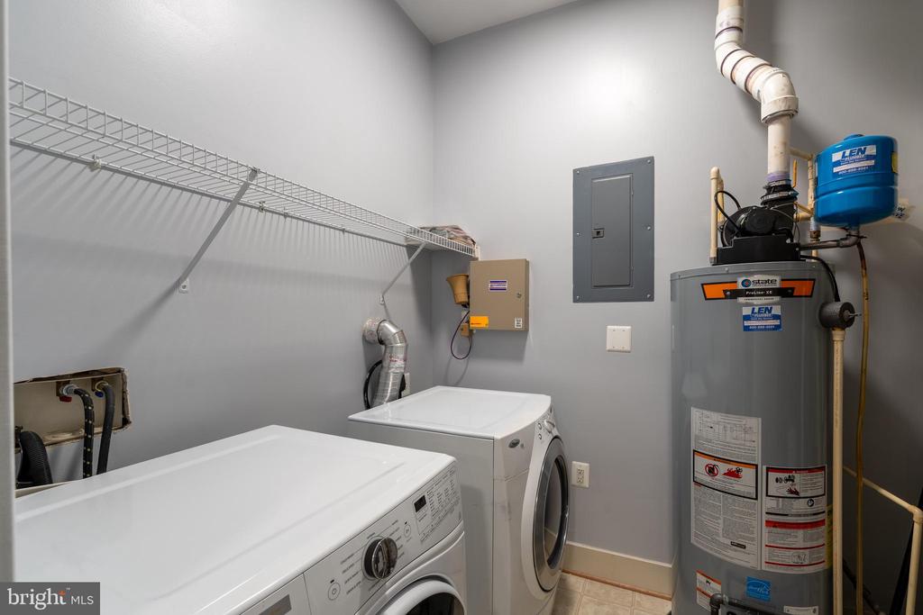 1500 THAMES STREET Unit: 202