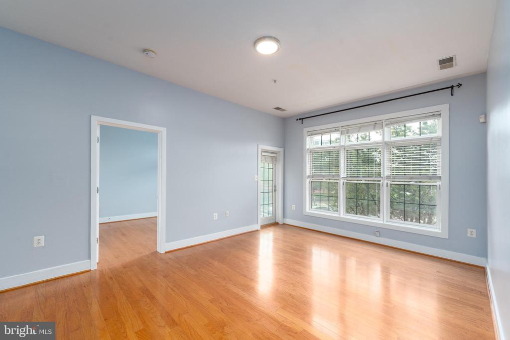 1500 THAMES STREET Unit: 202