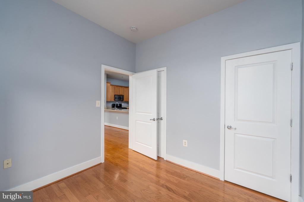 1500 THAMES STREET Unit: 202