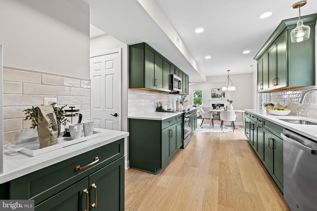 1115 BUCKHORN ROAD
