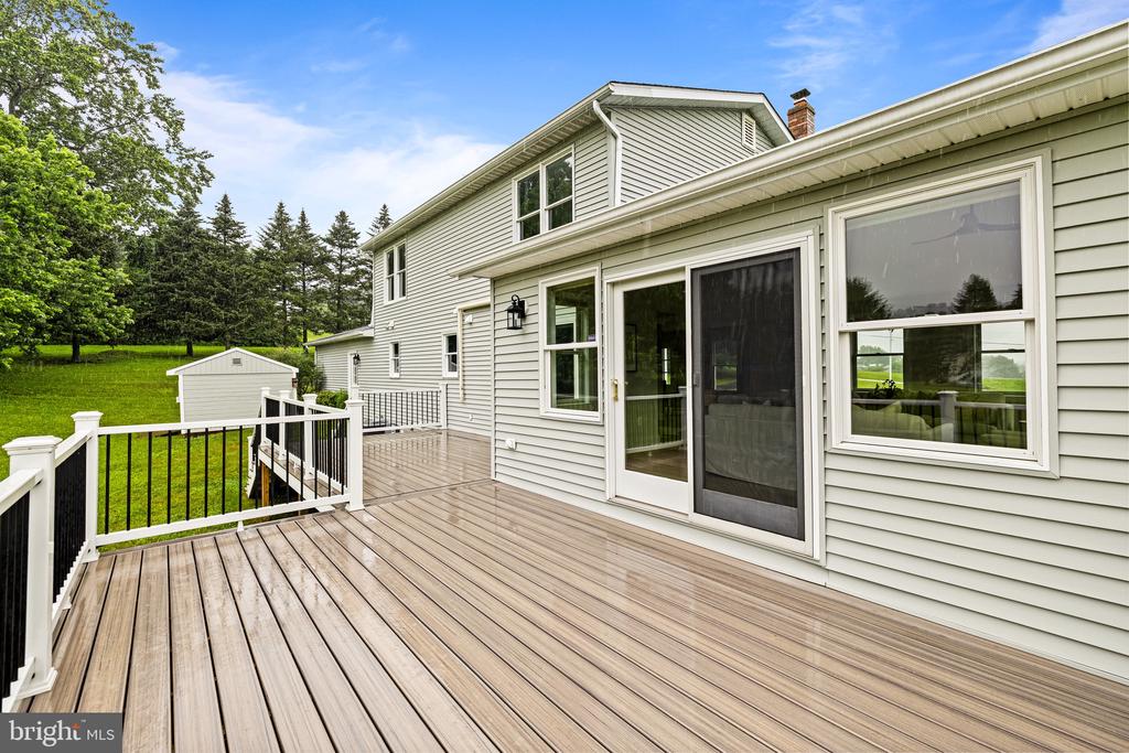 1115 BUCKHORN ROAD