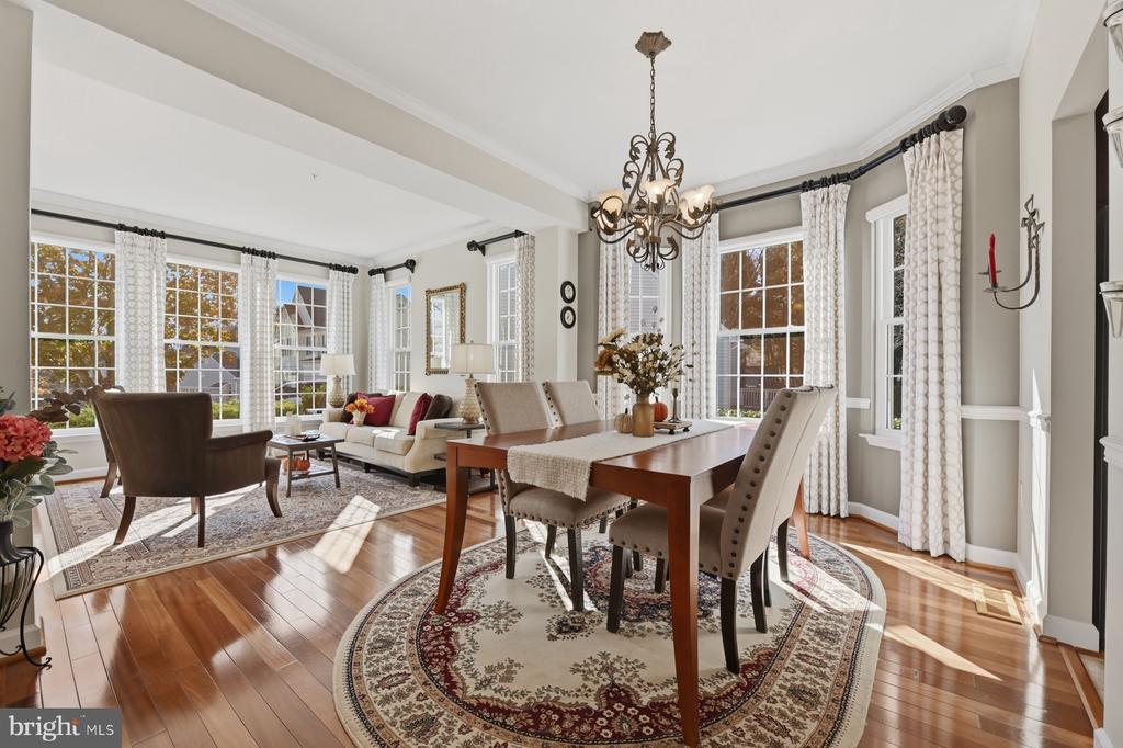 11206 POPLAR GROVE COURT