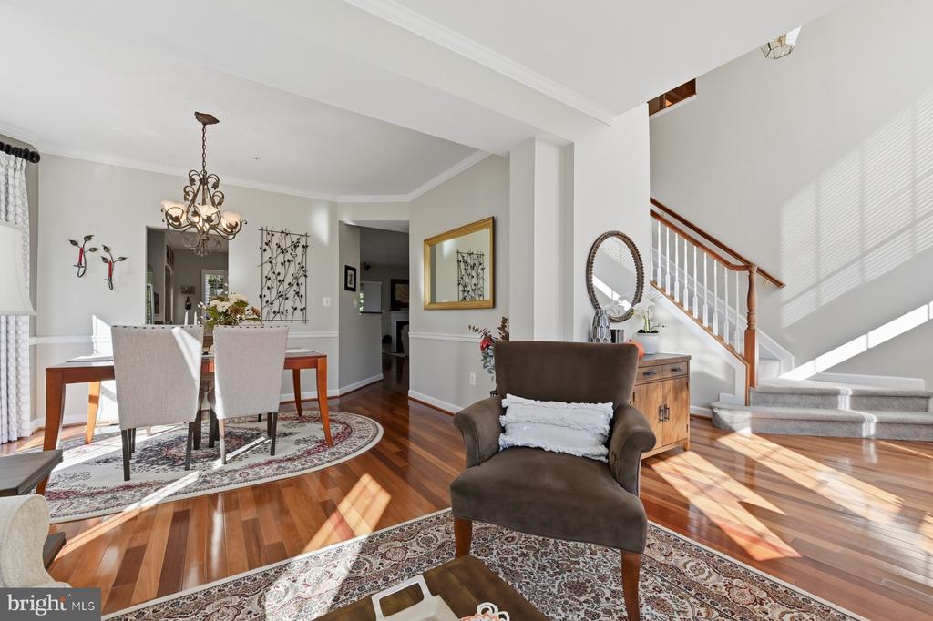11206 POPLAR GROVE COURT