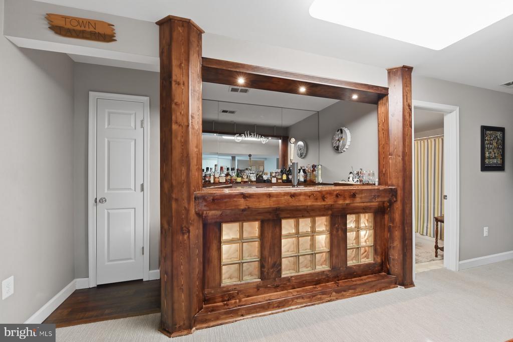 11206 POPLAR GROVE COURT