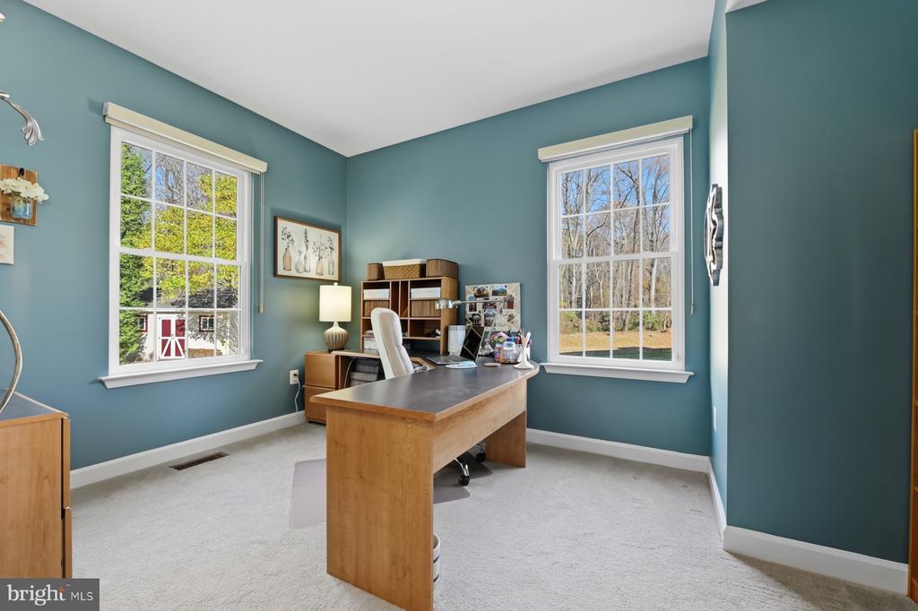 11206 POPLAR GROVE COURT