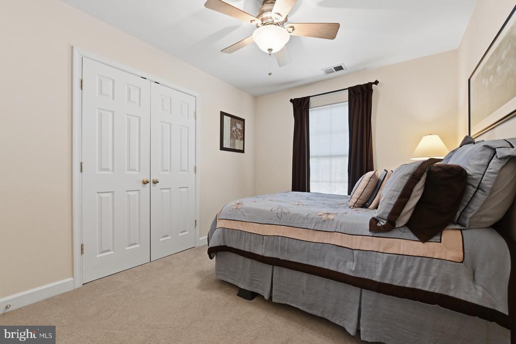 11206 POPLAR GROVE COURT