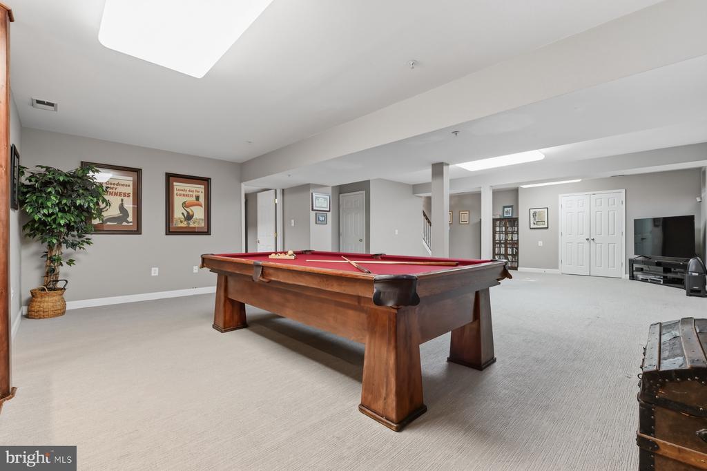 11206 POPLAR GROVE COURT