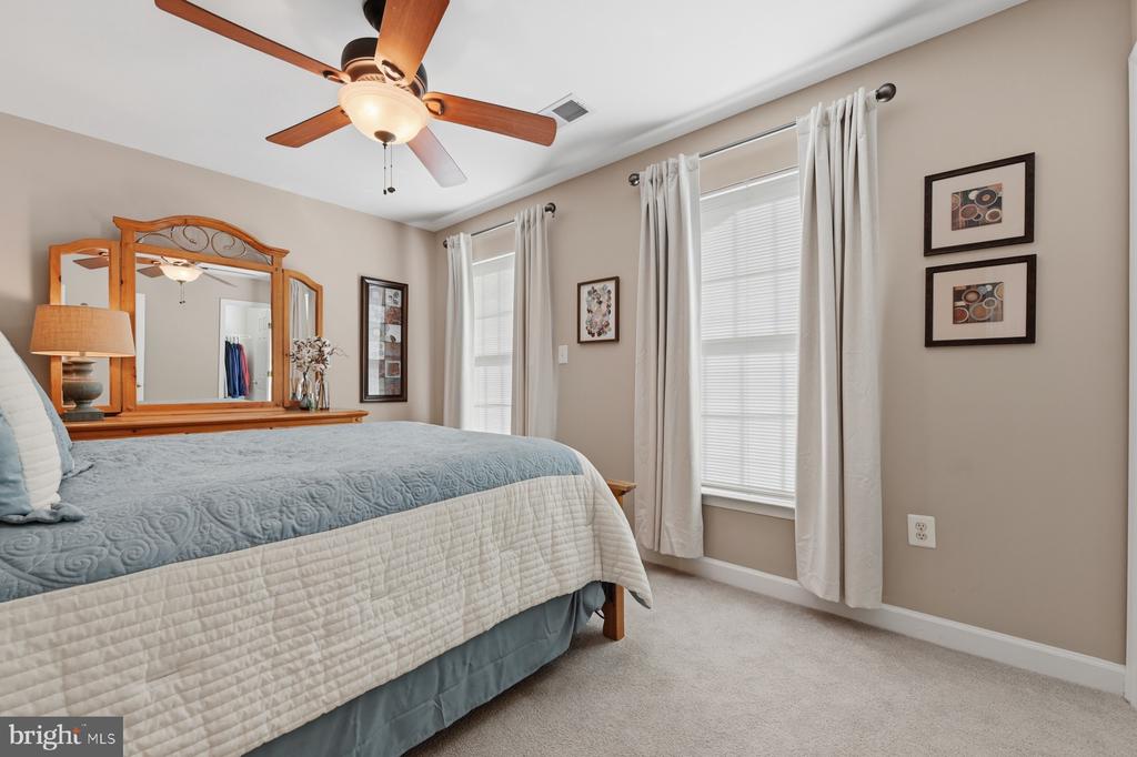 11206 POPLAR GROVE COURT