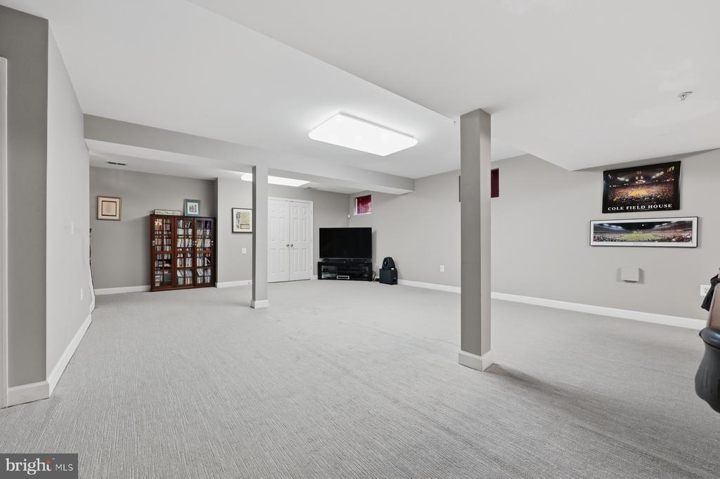11206 POPLAR GROVE COURT