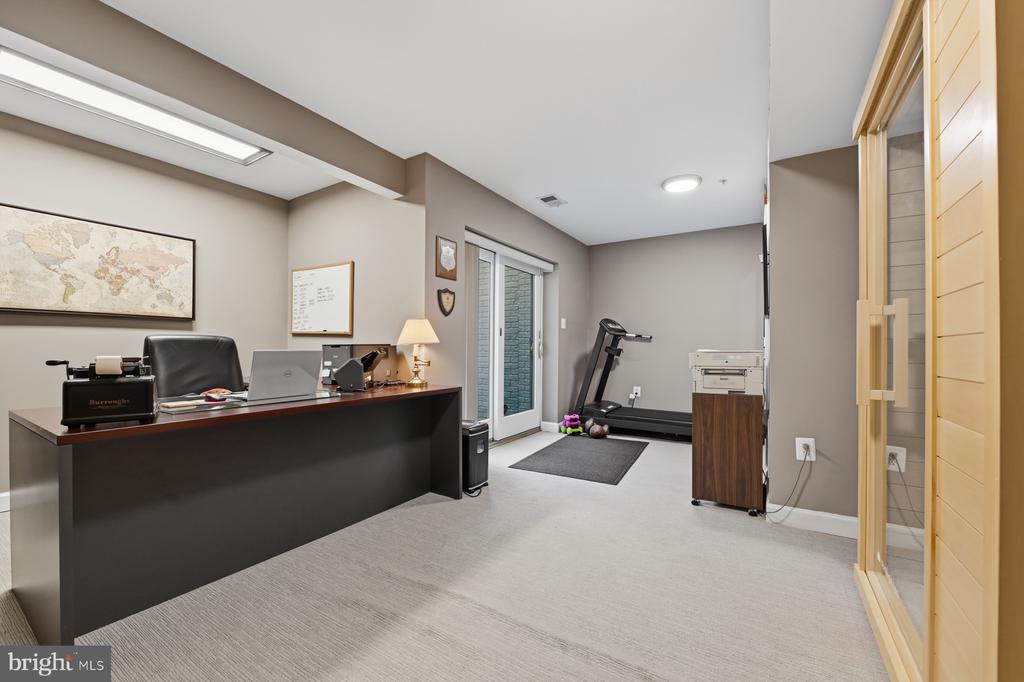 11206 POPLAR GROVE COURT
