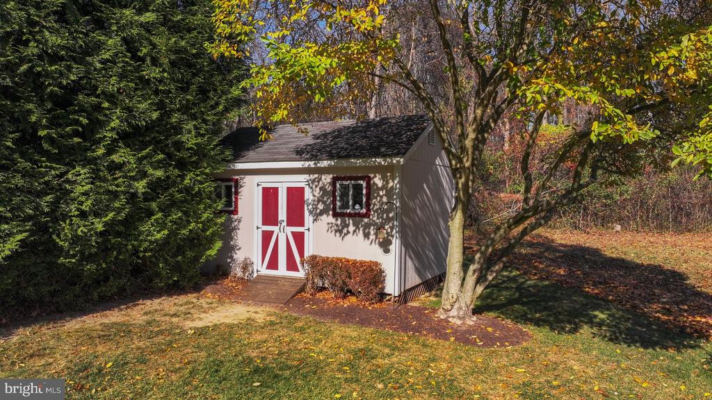 11206 POPLAR GROVE COURT