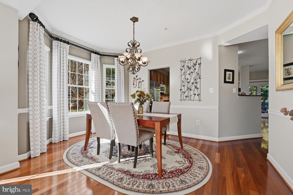 11206 POPLAR GROVE COURT