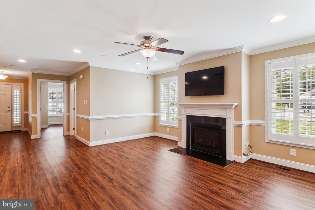 9616 COBBLE STONE COURT