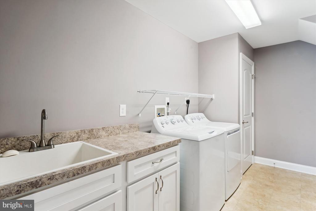 9616 COBBLE STONE COURT