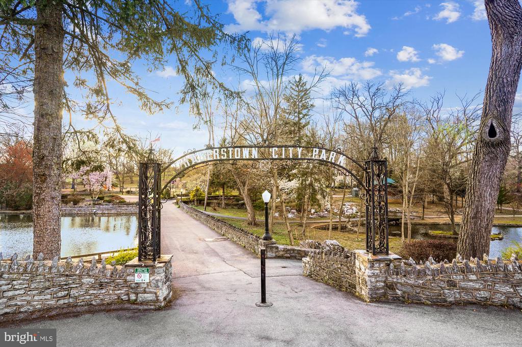 9616 COBBLE STONE COURT