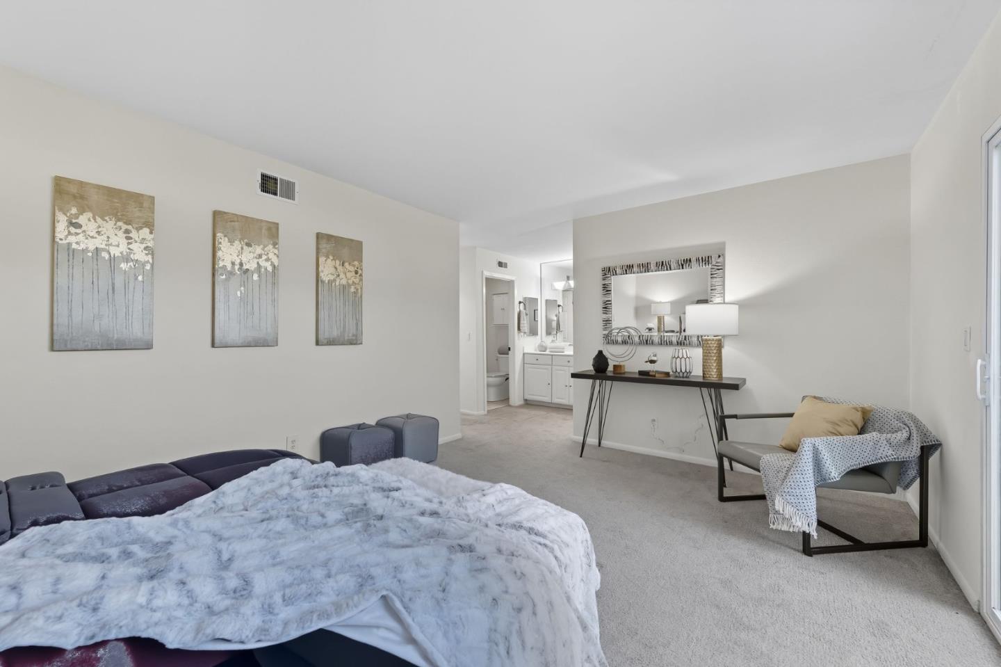 971 Marquette Lane