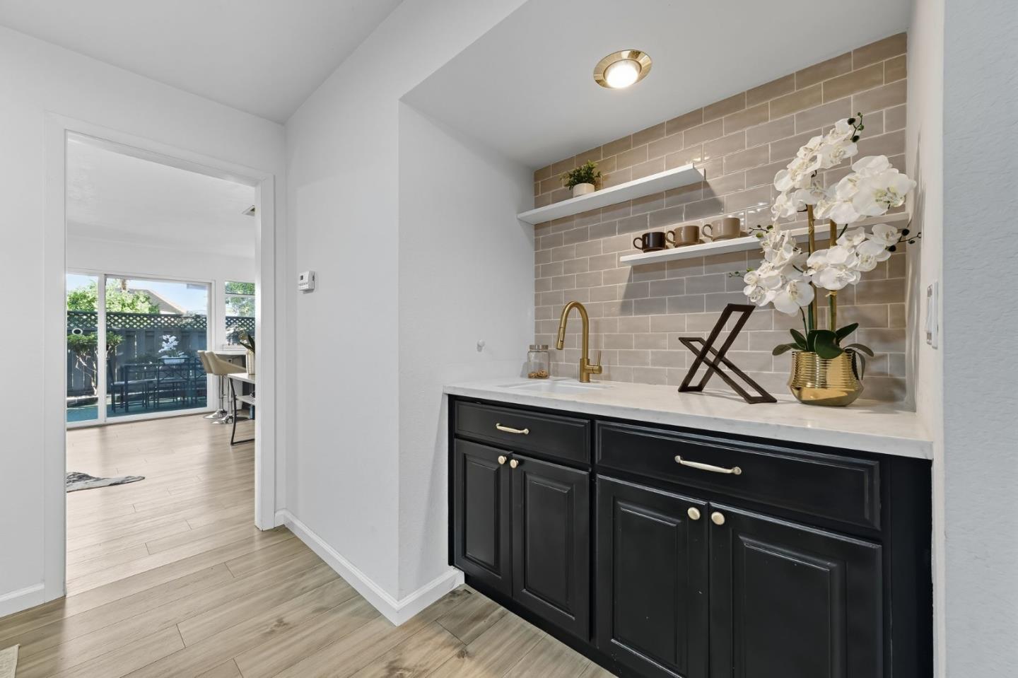 971 Marquette Lane