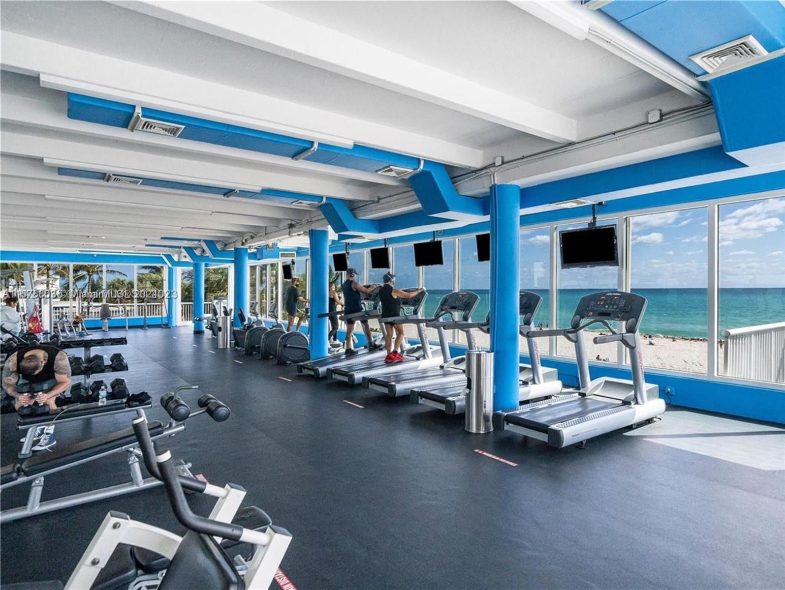 5401 Collins Ave # 1229