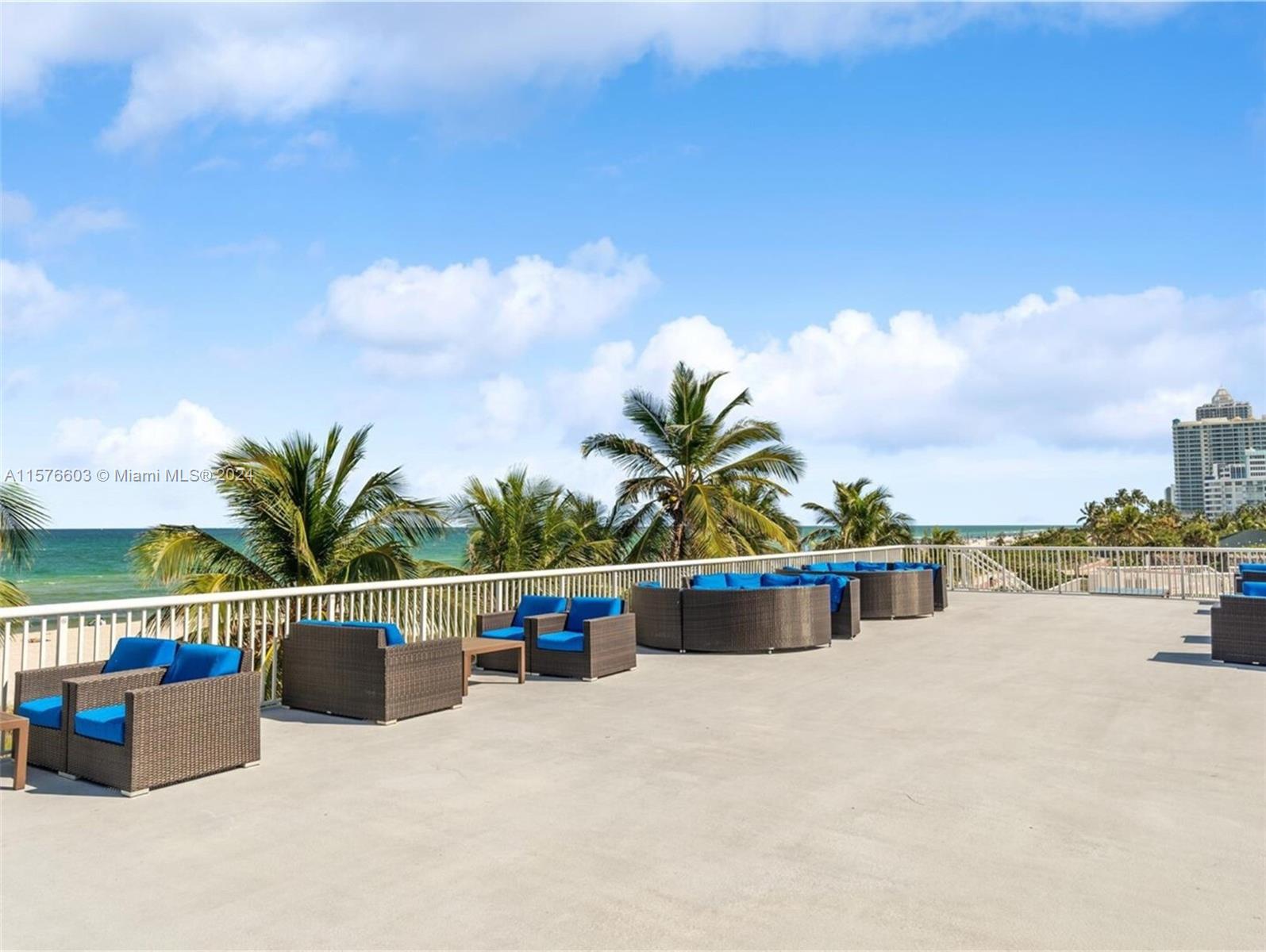 5401 Collins Ave # 1229