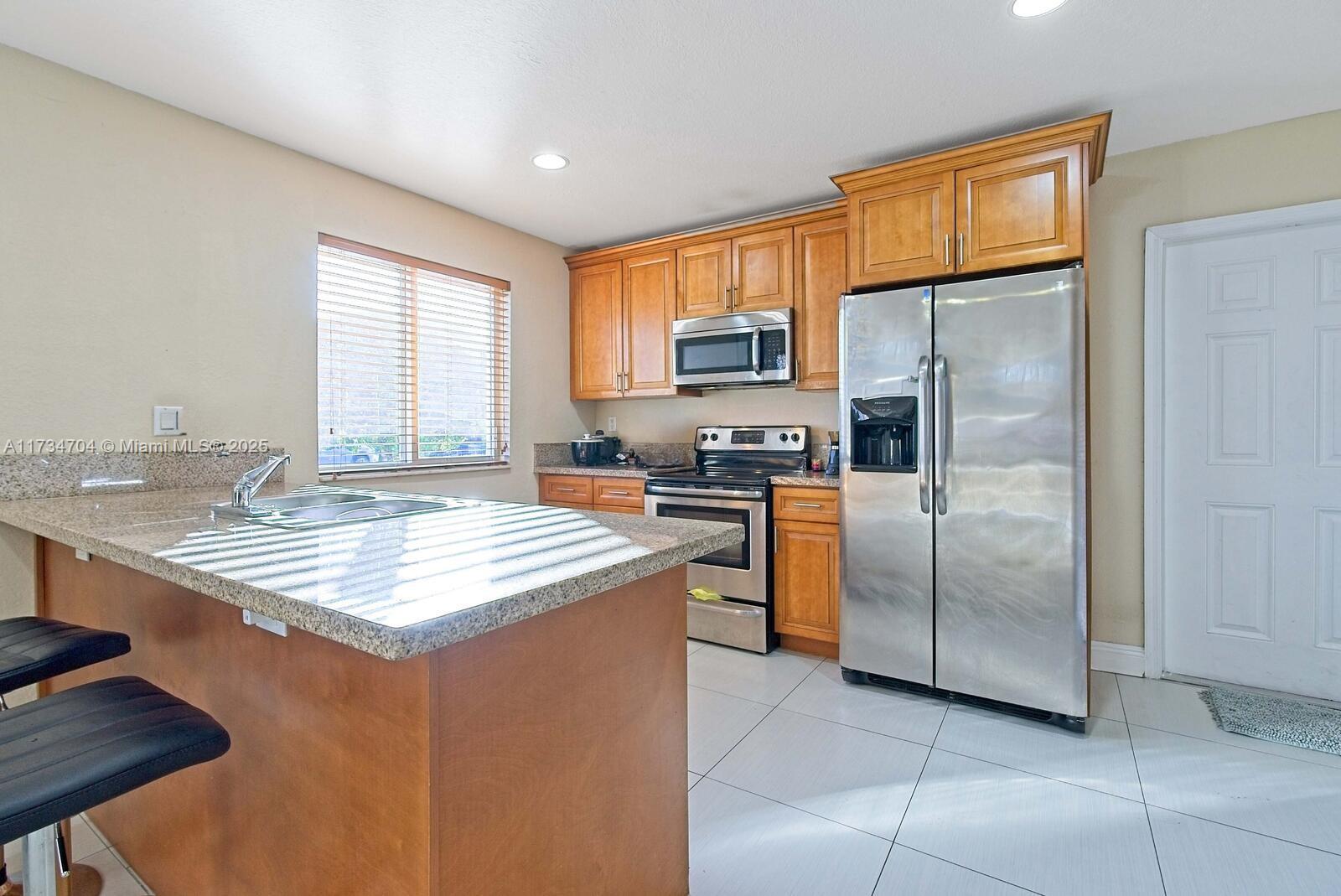 3740 SW 87th Ave