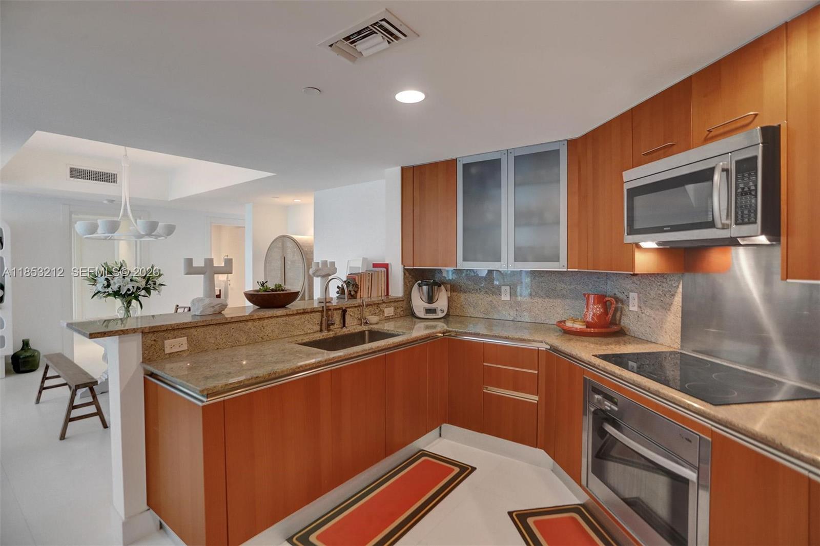 2627 S Bayshore Dr # 506