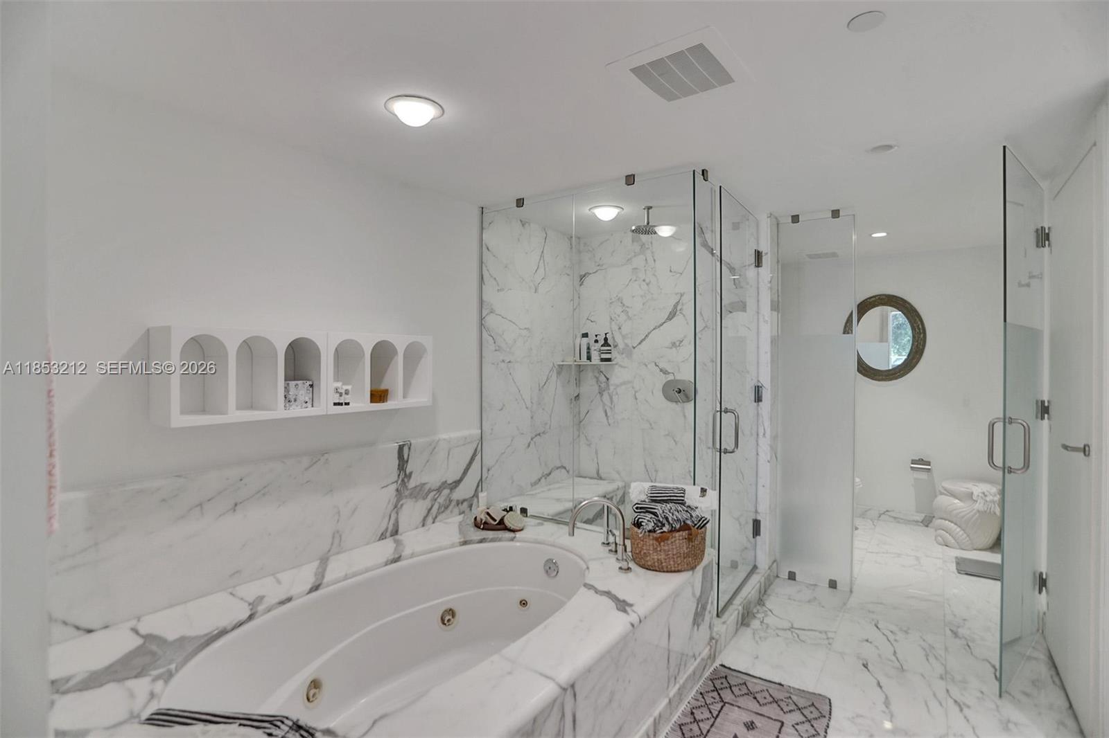 2627 S Bayshore Dr # 506