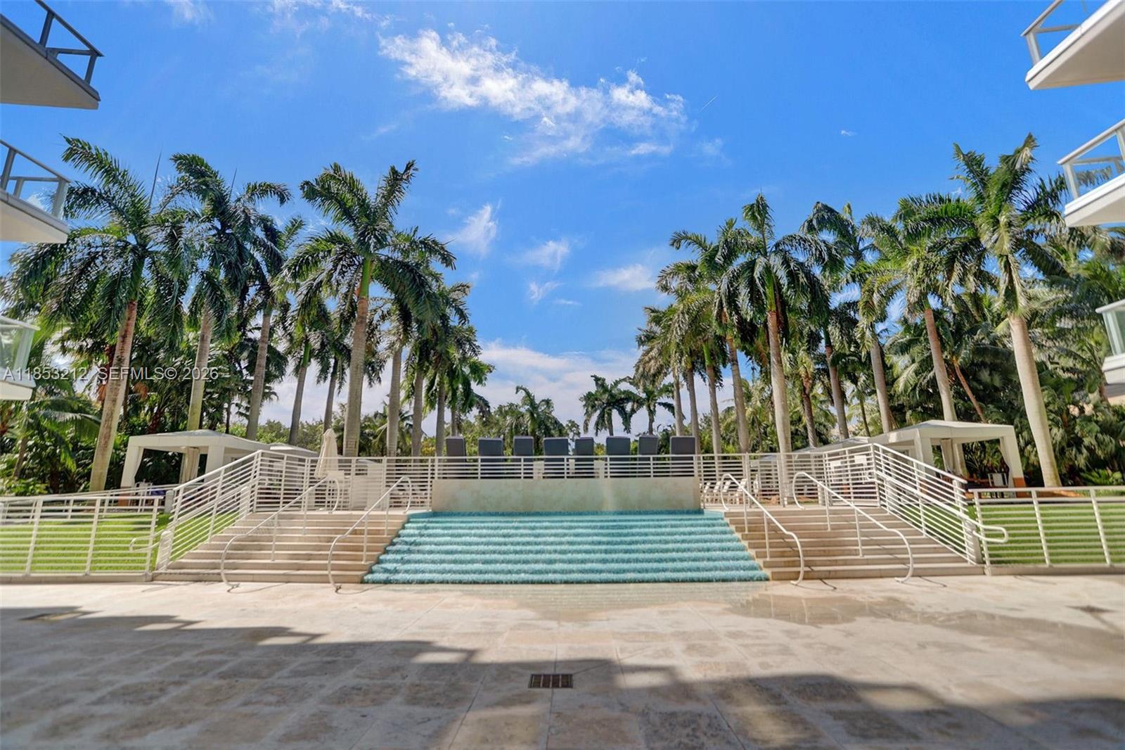 2627 S Bayshore Dr # 506