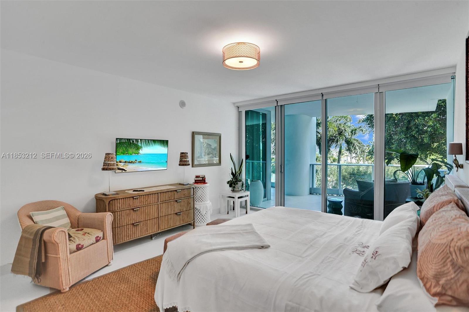 2627 S Bayshore Dr # 506