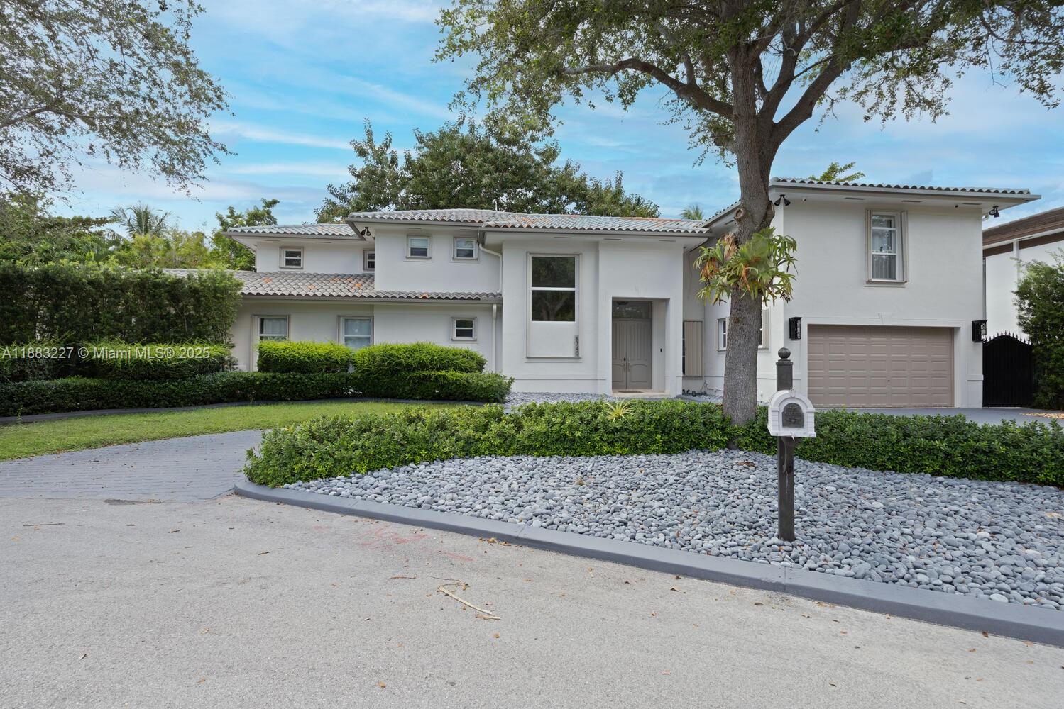 5740 SW 59th Pl