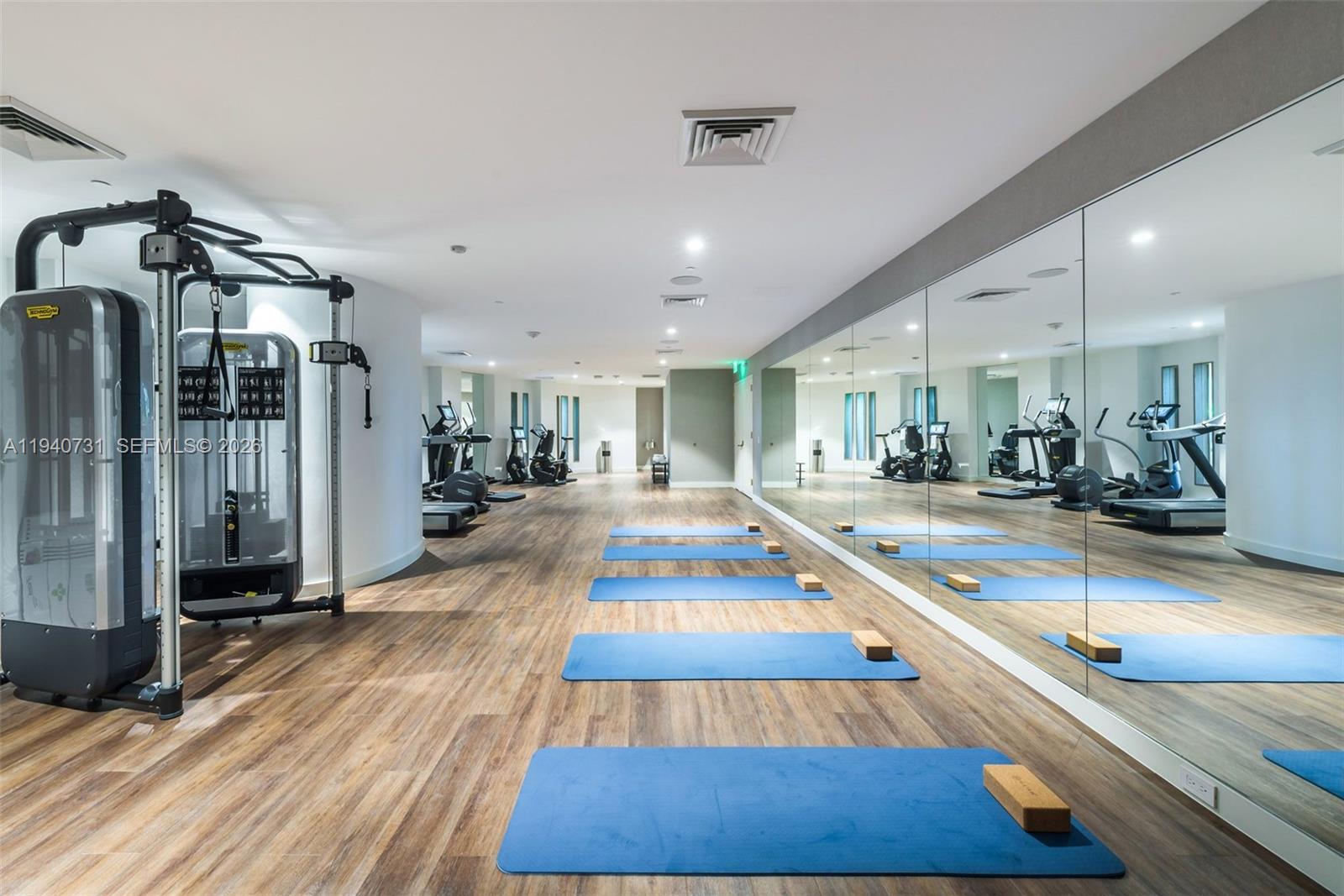 2831 S Bayshore Dr # 401