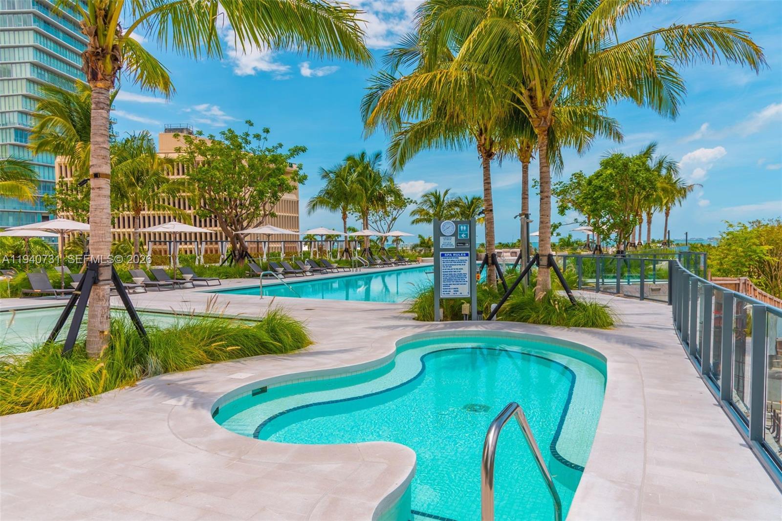 2831 S Bayshore Dr # 401