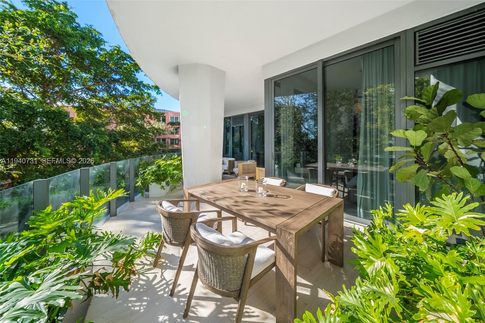 2831 S Bayshore Dr # 401