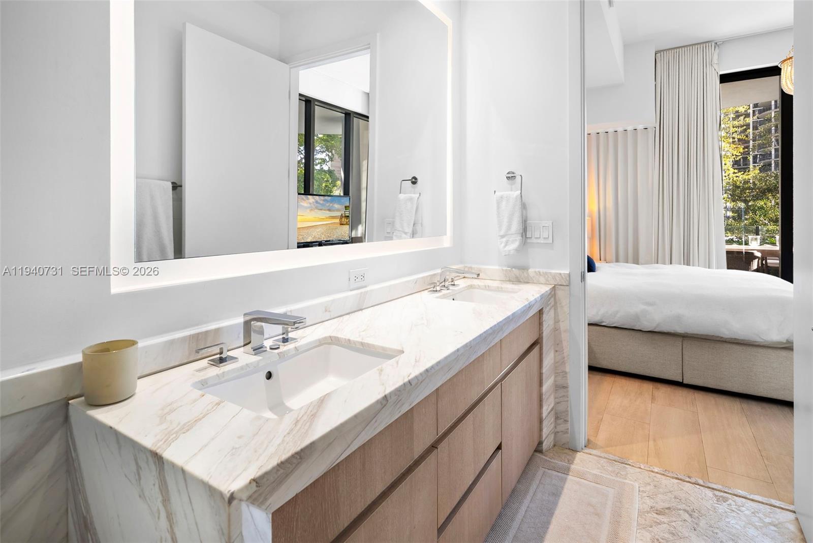 2831 S Bayshore Dr # 401