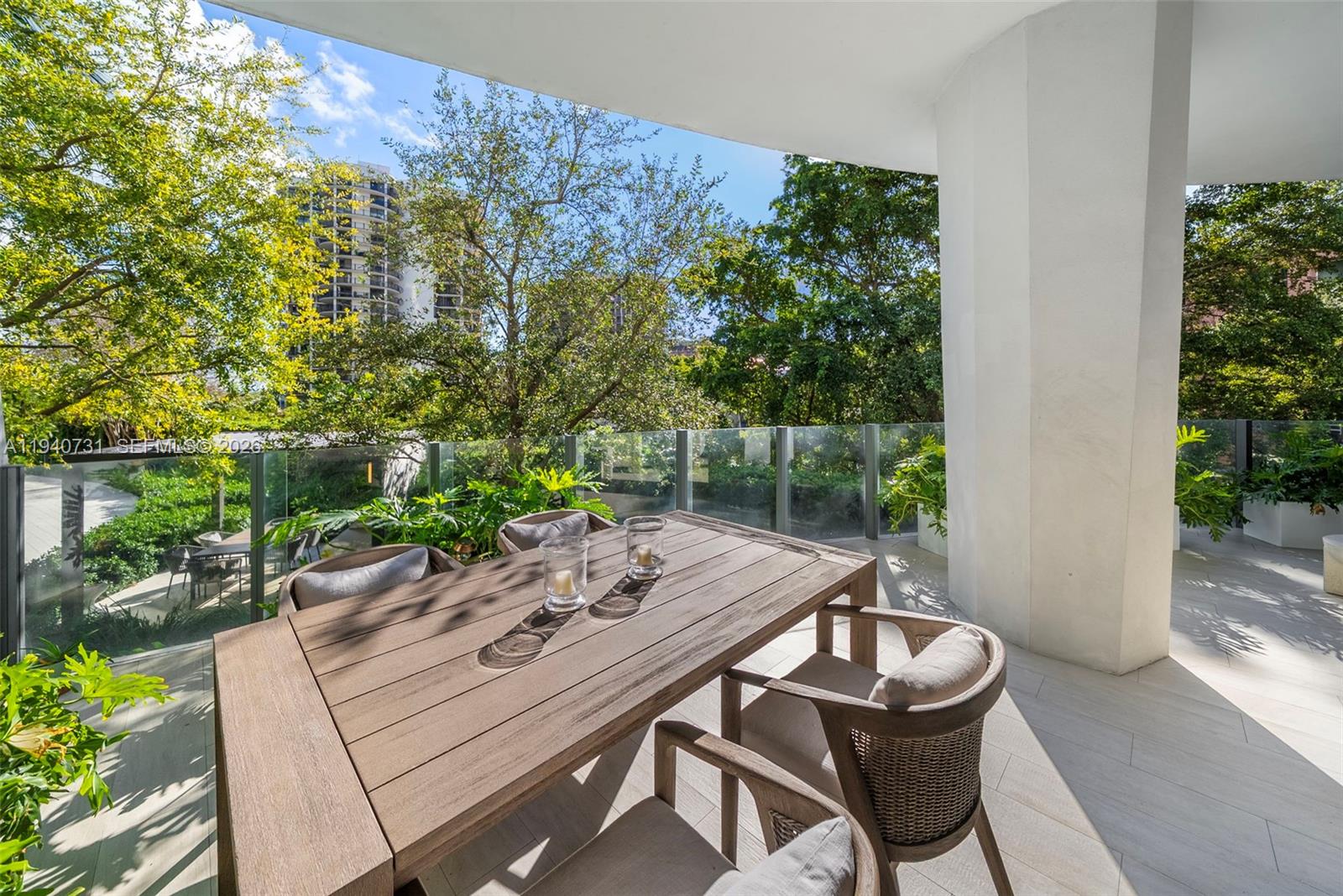 2831 S Bayshore Dr # 401