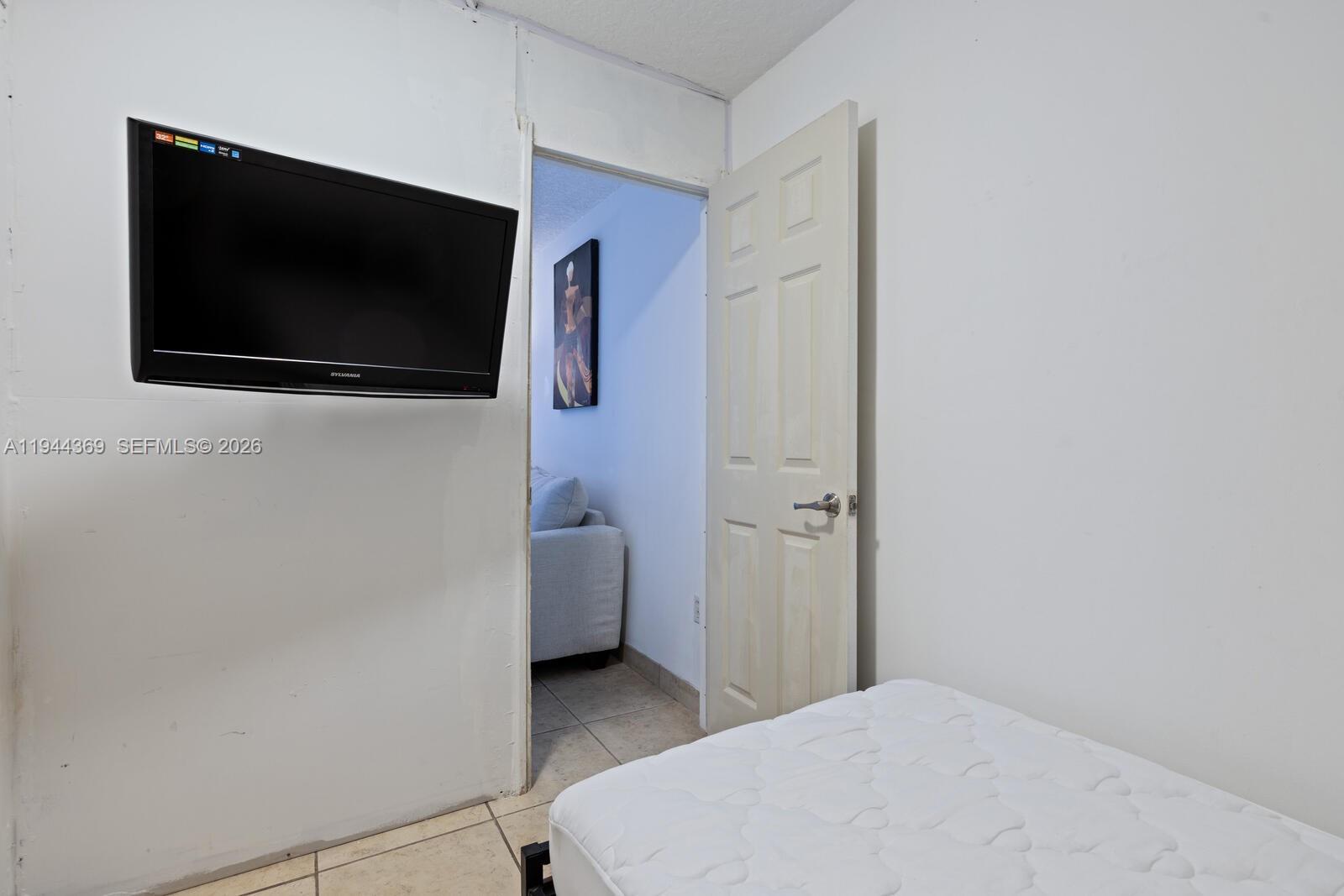 104 SW 9th St # 1207