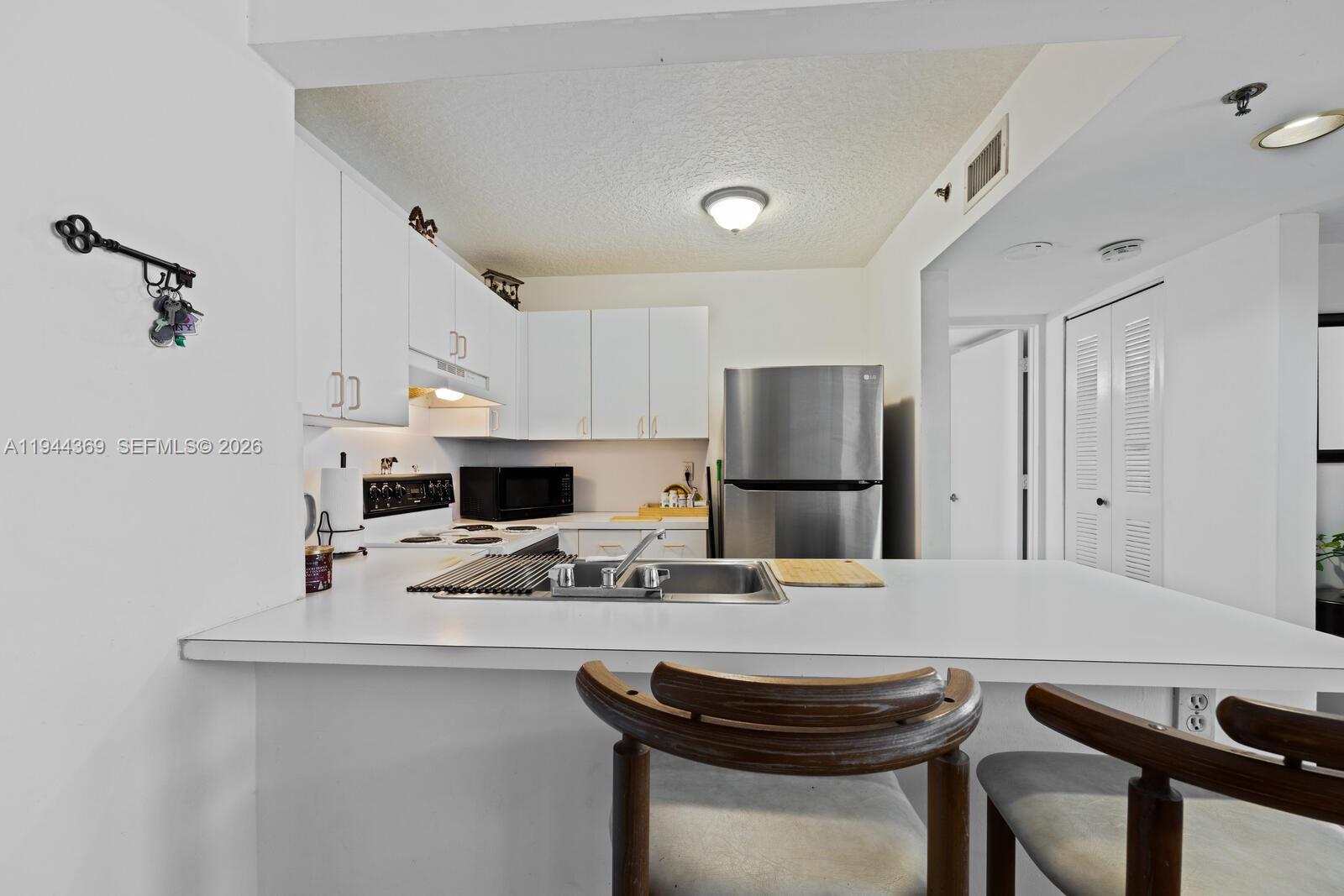 104 SW 9th St # 1207