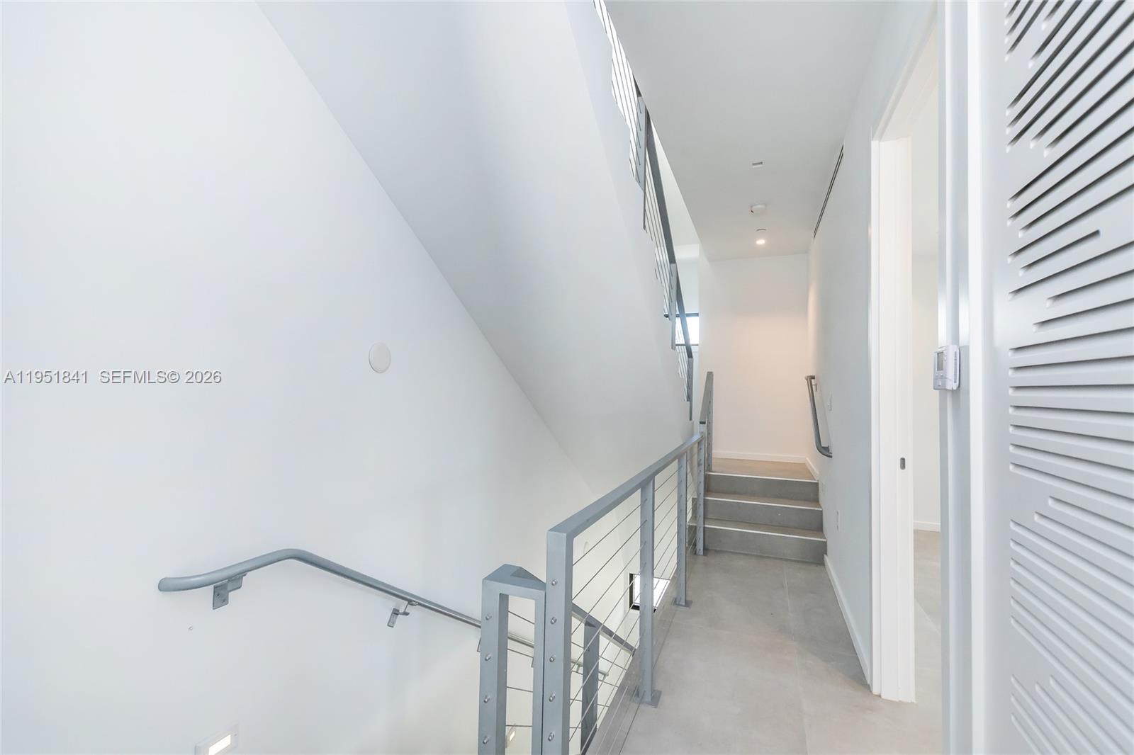 3264 Bird Ave