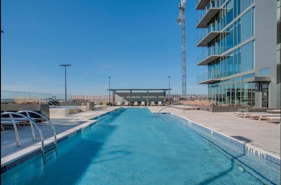 1212 Laurel St Unit: 712