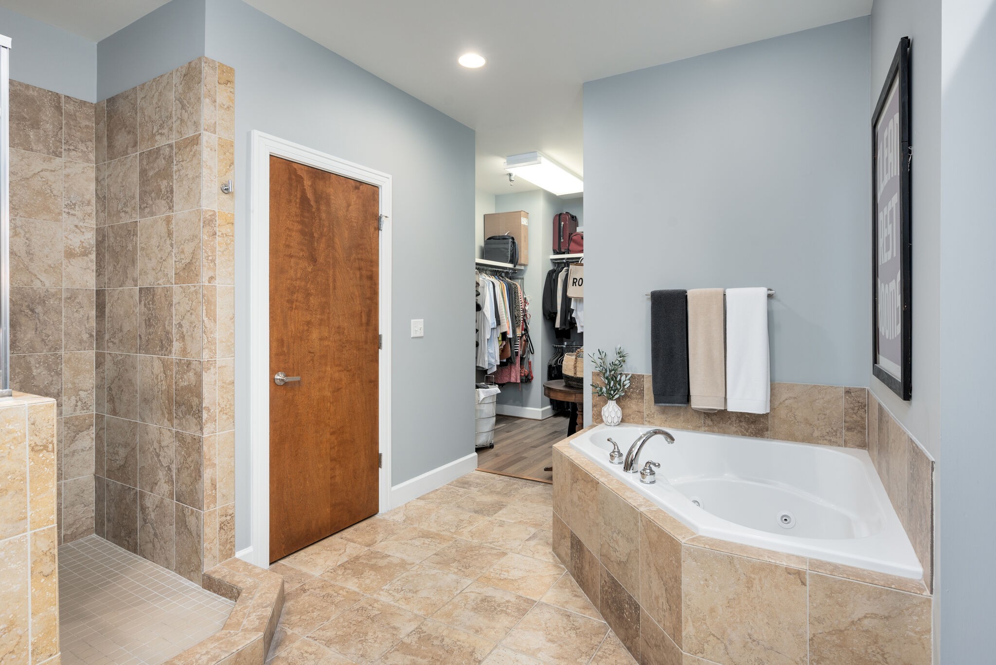 205 31st Ave, N Unit: 213