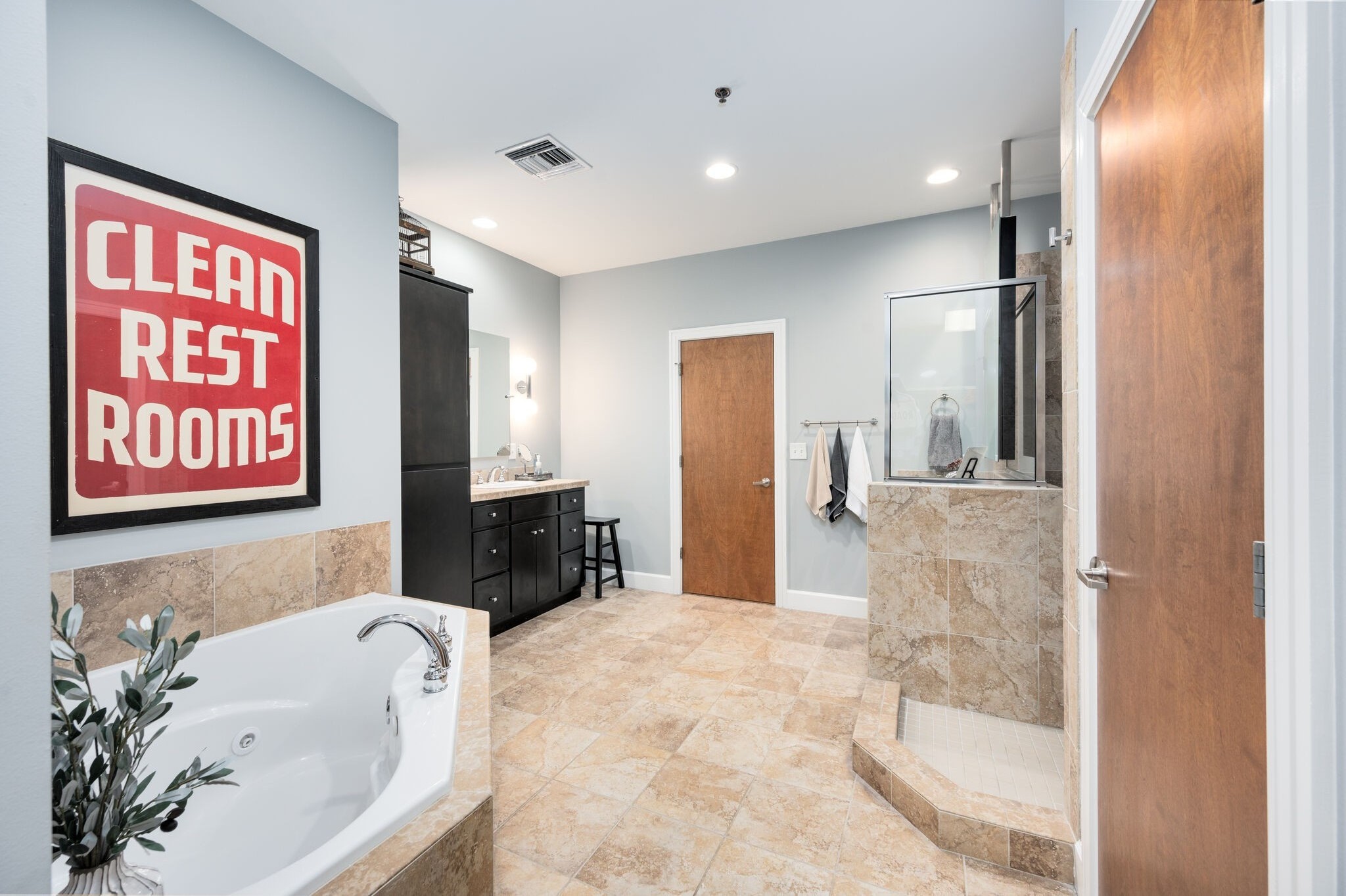 205 31st Ave, N Unit: 213